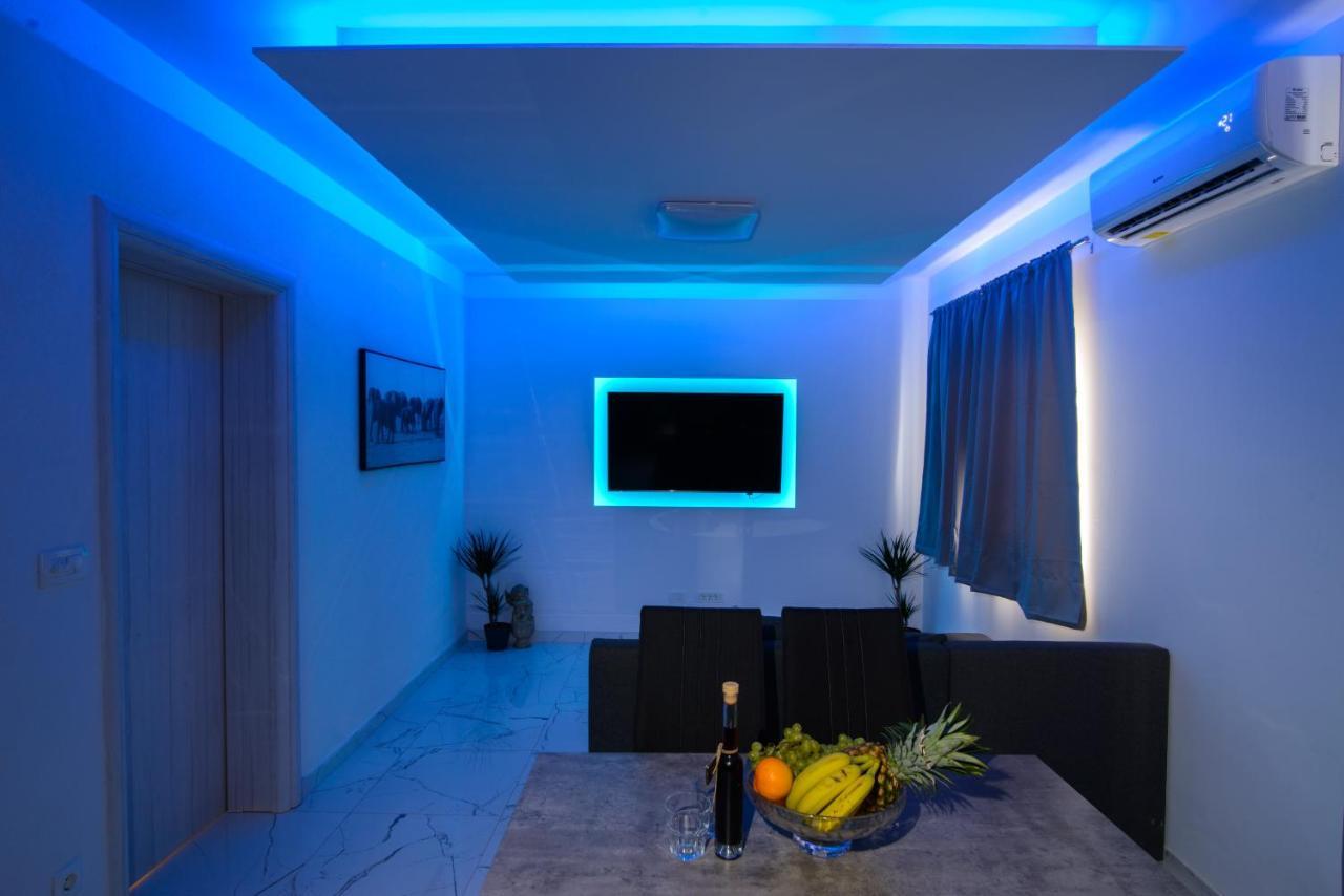 Apartments Pelja Trogir Ngoại thất bức ảnh