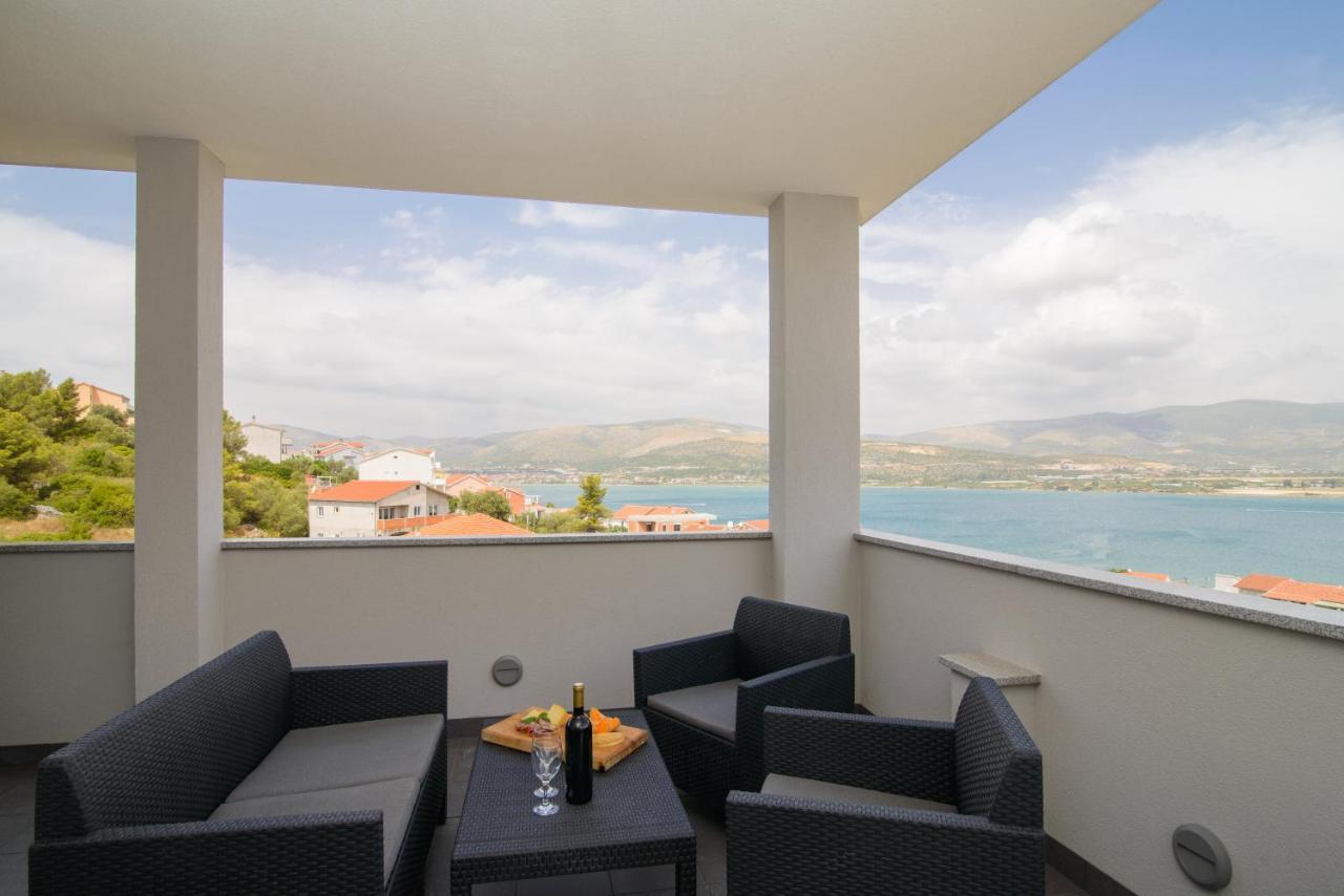 Apartments Pelja Trogir Ngoại thất bức ảnh