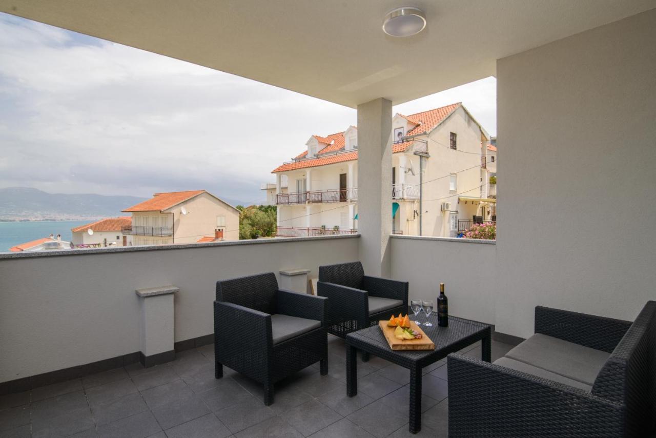 Apartments Pelja Trogir Ngoại thất bức ảnh