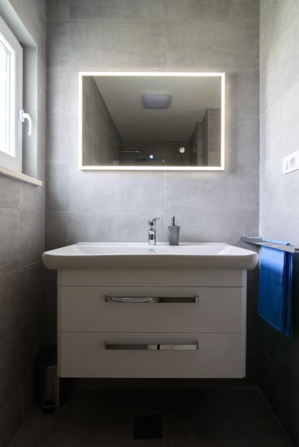 Apartments Pelja Trogir Ngoại thất bức ảnh