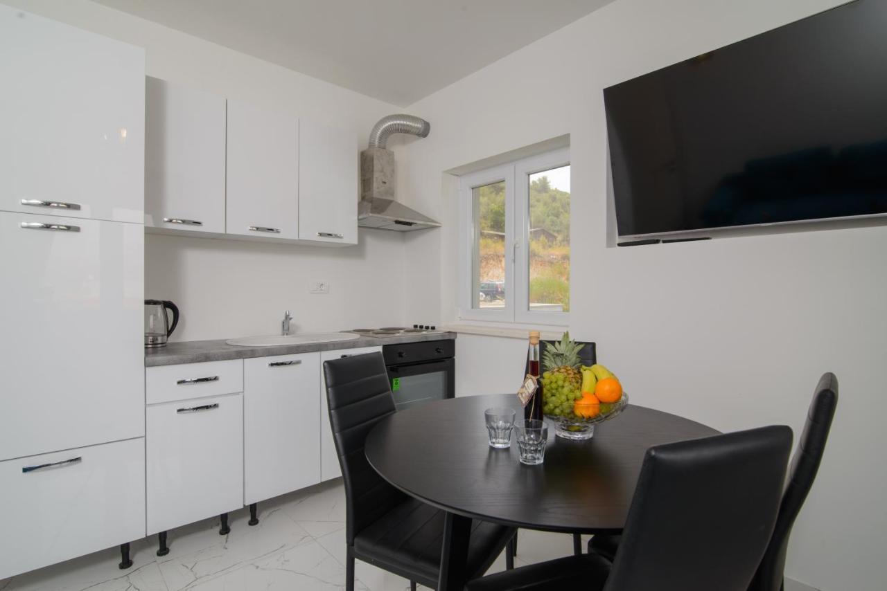 Apartments Pelja Trogir Ngoại thất bức ảnh