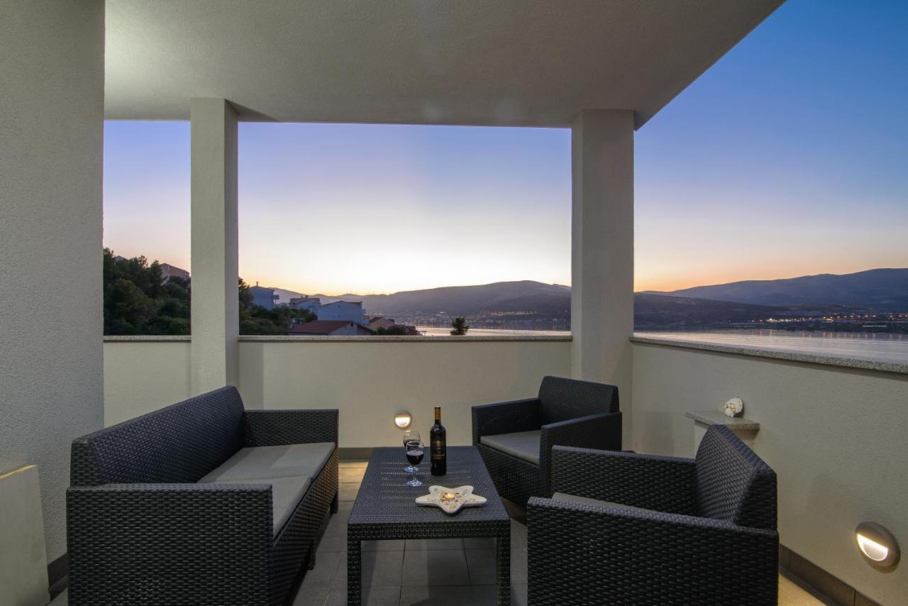 Apartments Pelja Trogir Ngoại thất bức ảnh