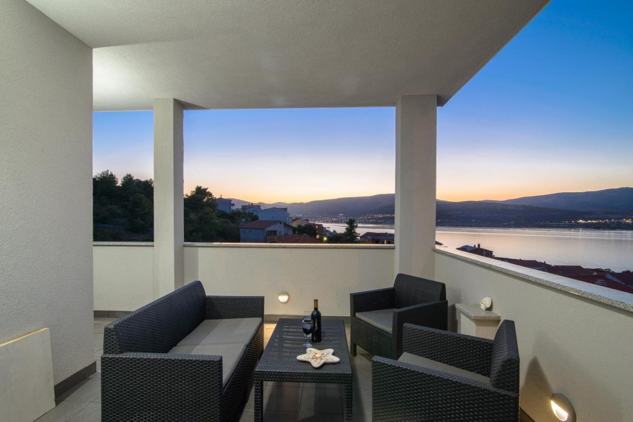 Apartments Pelja Trogir Ngoại thất bức ảnh