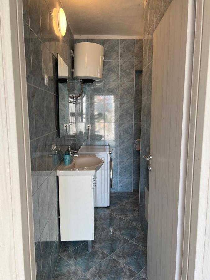 Apartments Pelja Trogir Ngoại thất bức ảnh