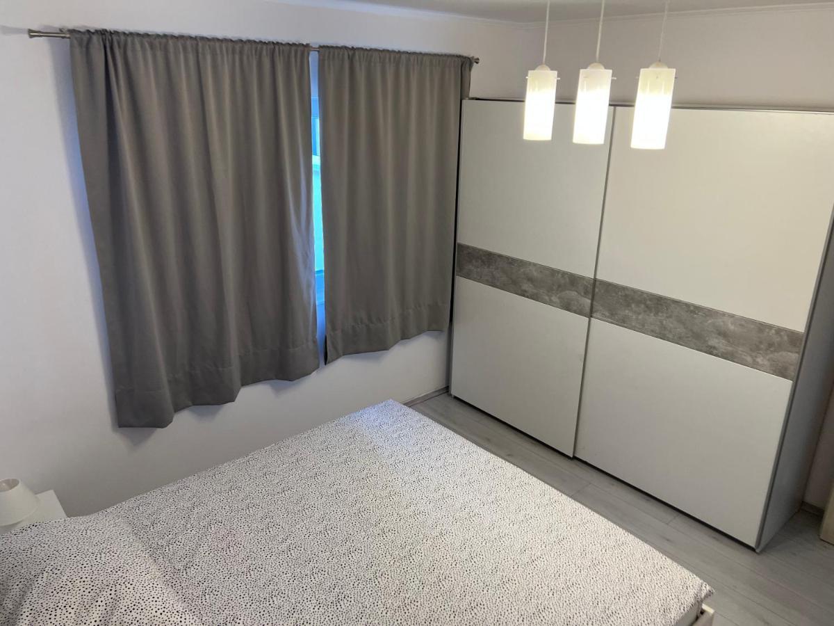 Apartments Pelja Trogir Ngoại thất bức ảnh